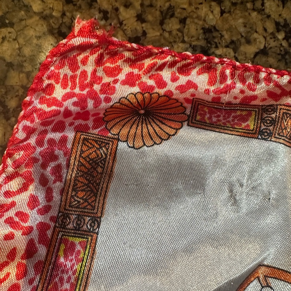 Pink Silk Scsrf - Picture 4 of 4